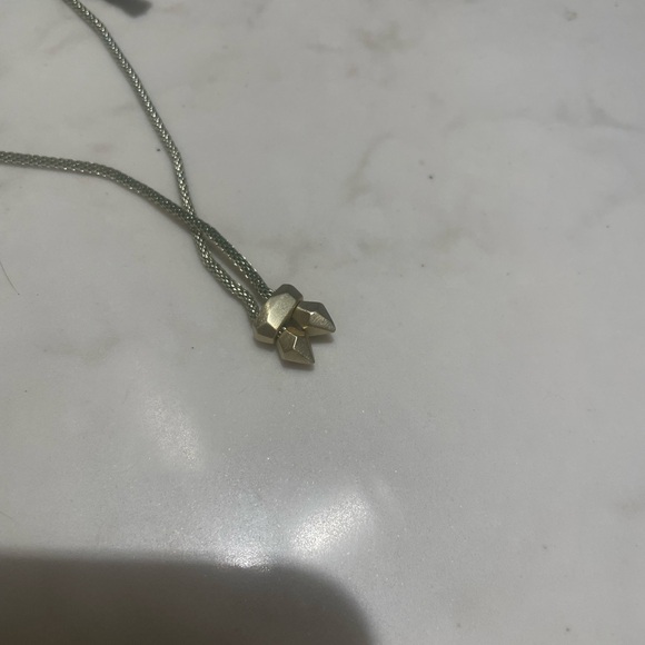 Kendra Scott Iridescent Pendant Necklace - Picture 3 of 3